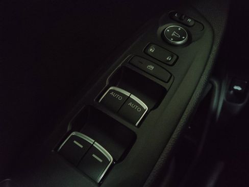 Used 2021 Honda Accord LX image 27