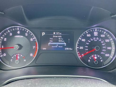 Certified 2023 Kia Forte LXS FWD image 17