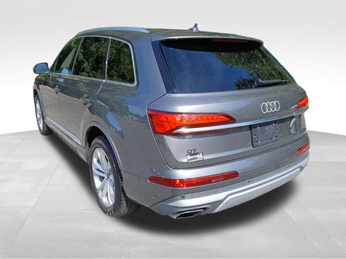 Used 2025 Audi Q7 3.0T Premium Plus image 3