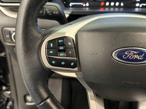 Certified 2023 Ford Explorer XLT w/ Equipment Group 202A image 19