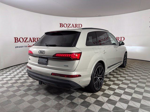 Used 2023 Audi Q7 3.0T Prestige AWD/4WD image 12