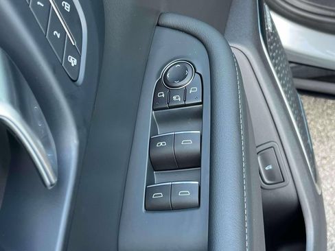 Certified 2026 Buick Enclave Sport Touring w/ Power Package FWD image 26