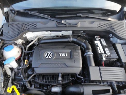 Used 2017 Volkswagen Beetle 1.8T FWD image 14