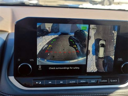 Used 2021 Nissan Rogue SL w/ Premium Package image 38