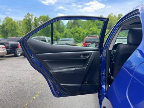 Used 2016 Toyota Corolla S Premium FWD image 11