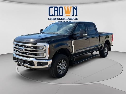 Used 2023 Ford F250 Lariat w/ Lariat Ultimate Package AWD/4WD image 7
