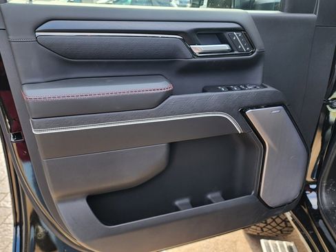 New 2026 GMC Sierra 2500 AT4X w/ LPO, Black Badging Package image 15