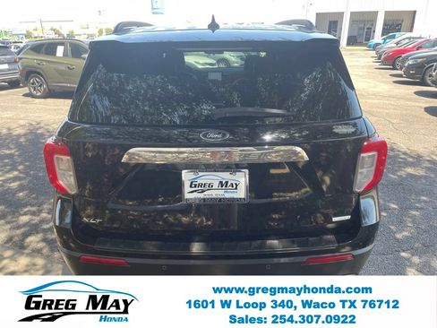 Used 2020 Ford Explorer XLT w/ Equipment Group 202A RWD image 4