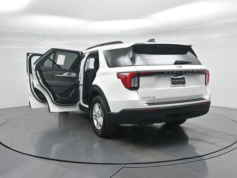 New 2026 Ford Explorer Active RWD image 34