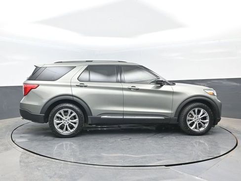 Certified 2020 Ford Explorer Limited AWD/4WD image 3