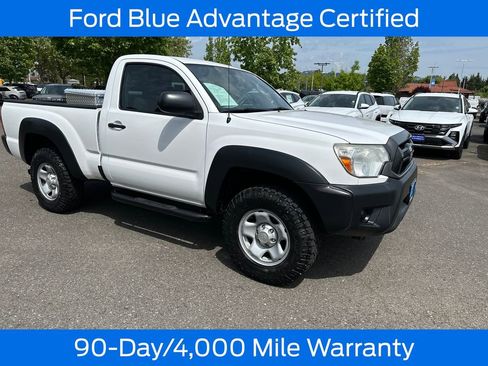 Used 2014 Toyota Tacoma 4x4 Regular Cab image 10