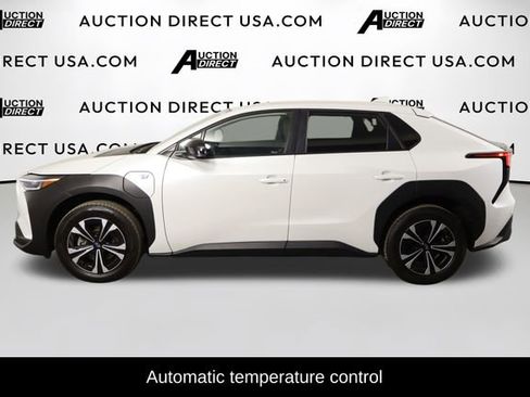 Used 2023 Subaru Solterra AWD image 5