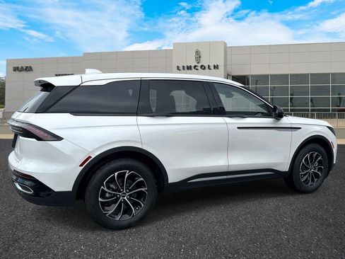 New 2026 Lincoln Nautilus Premier AWD/4WD image 3