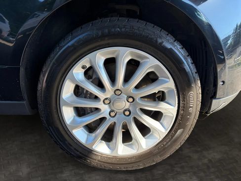 Used 2019 Land Rover Range Rover HSE AWD/4WD image 36