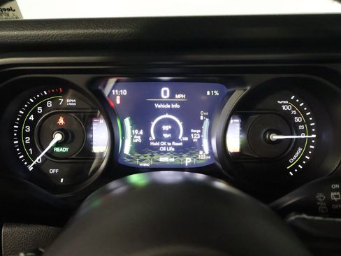 Used 2025 Jeep Wrangler Unlimited Sport S 4xe w/ Convenience Group AWD/4WD image 34