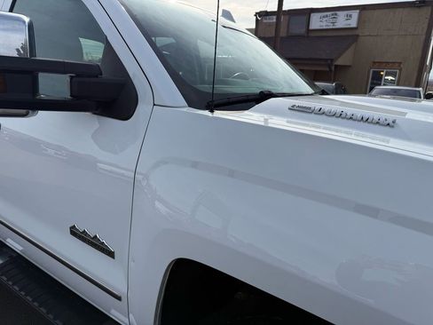 Used 2019 Chevrolet Silverado 3500 High Country w/ Duramax Plus Package image 9