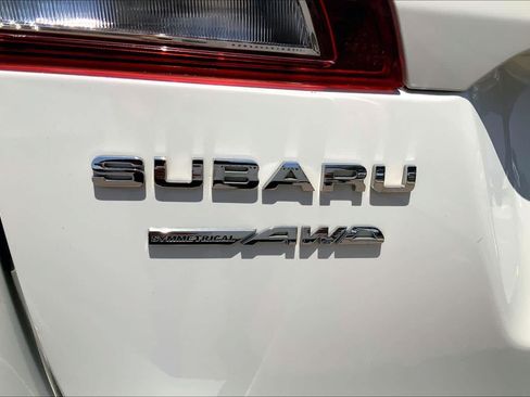 Used 2018 Subaru Outback 2.5i Touring w/ Popular Package #3 AWD/4WD image 33