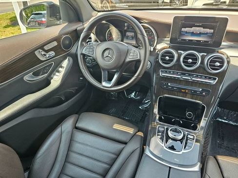 Used 2018 Mercedes-Benz GLC 300 4MATIC Coupe image 30