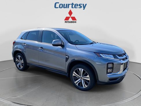 Used 2023 Mitsubishi Outlander Sport SE AWD/4WD image 9