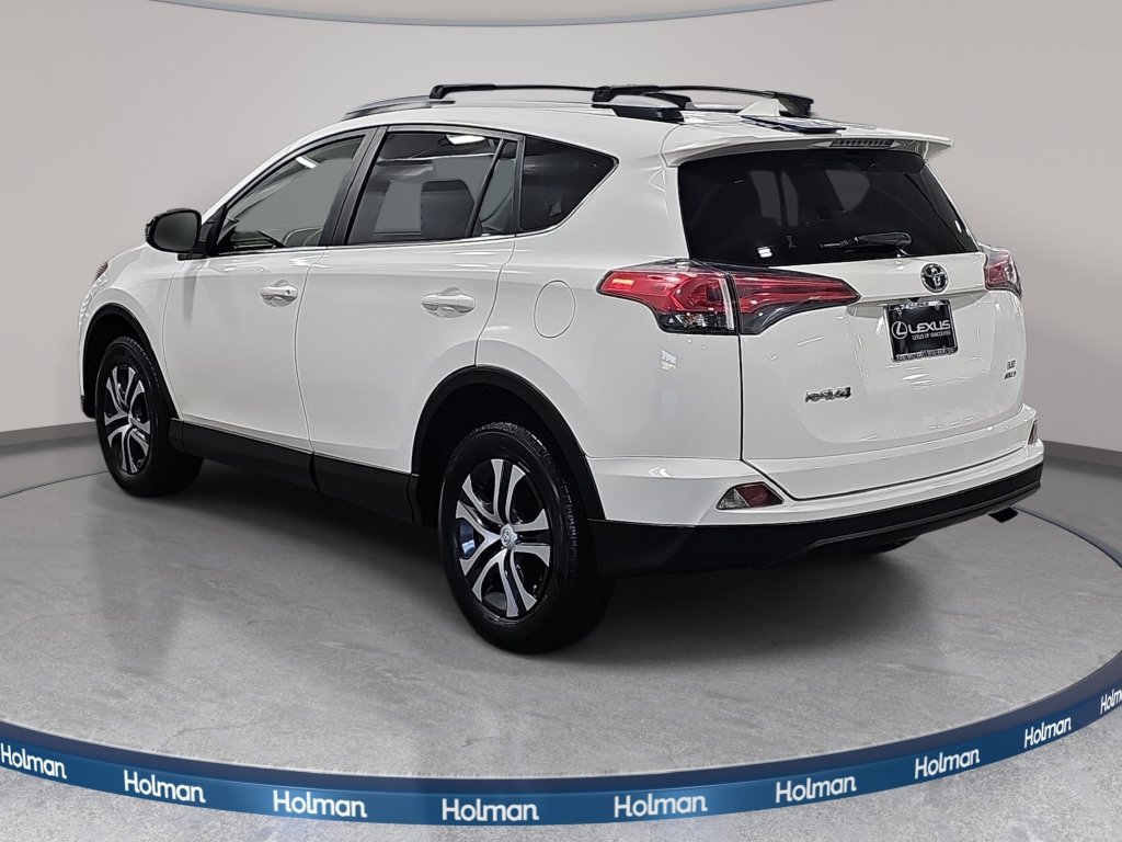 Used 2017 Toyota RAV4 LE w/ All Weather Liner Package AWD/4WD image 8