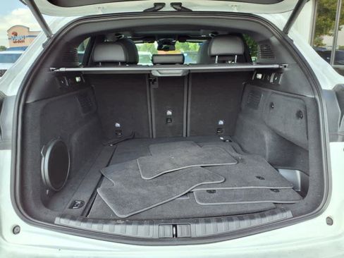 Used 2023 Alfa Romeo Stelvio Estrema image 5