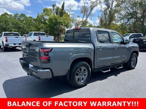 Used 2025 Nissan Frontier SV w/ SV Convenience Package RWD image 6