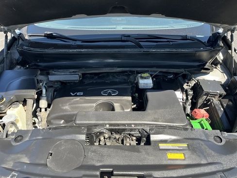 Used 2019 INFINITI QX60 Luxe w/ Essential Package image 17