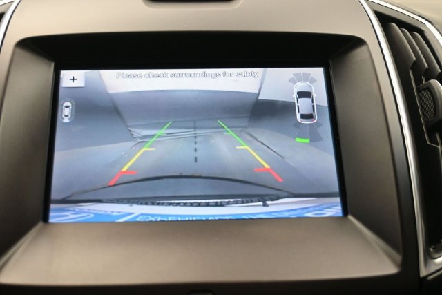 Used 2019 Ford Edge Titanium w/ Equipment Group 301A AWD/4WD image 33