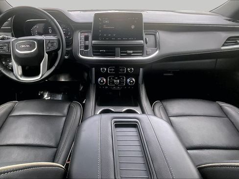 Used 2024 GMC Yukon SLT w/ SLT Luxury Package RWD image 14