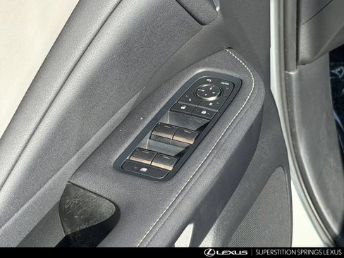 Certified 2025 Lexus TX 350 FWD w/ Technology Package image 15