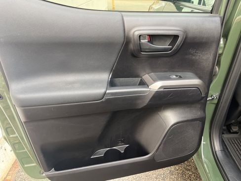 Used 2021 Toyota Tacoma SR5 image 11