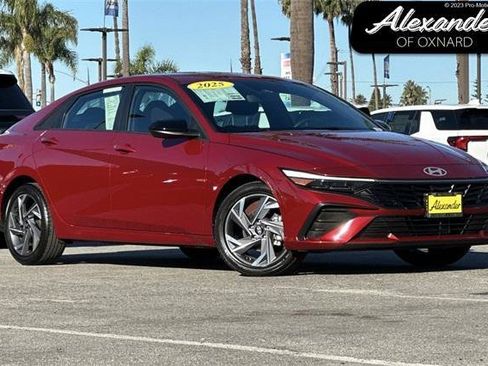 Certified 2025 Hyundai Elantra Sport image 1