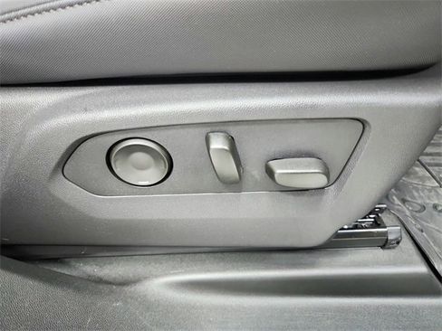 Used 2025 GMC Hummer EV 3X image 41