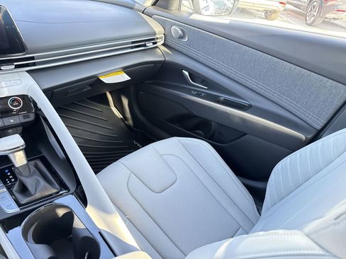 New 2026 Hyundai Elantra Limited image 13