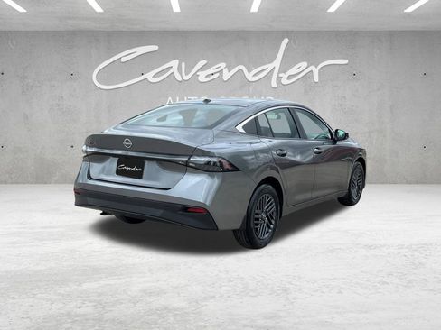 New 2026 Nissan Sentra SV FWD image 17