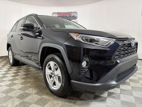 Used 2020 Toyota RAV4 XLE AWD/4WD image 1
