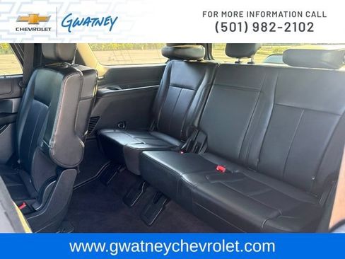 Used 2020 Ford Expedition XLT w/ Equipment Group 202A AWD/4WD image 25