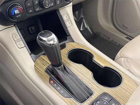 Used 2018 GMC Acadia Denali w/ Technology Package image 27