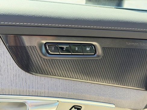 New 2026 Volvo XC90 T8 Ultra w/ Lounge Package image 11