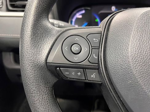 Used 2025 Toyota RAV4 XLE image 10