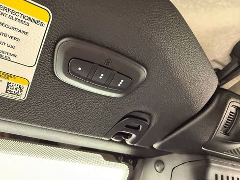 Used 2026 Jeep Wrangler Unlimited Rubicon AWD/4WD image 30