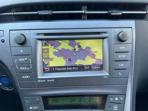 Used 2013 Toyota Prius Three image 11