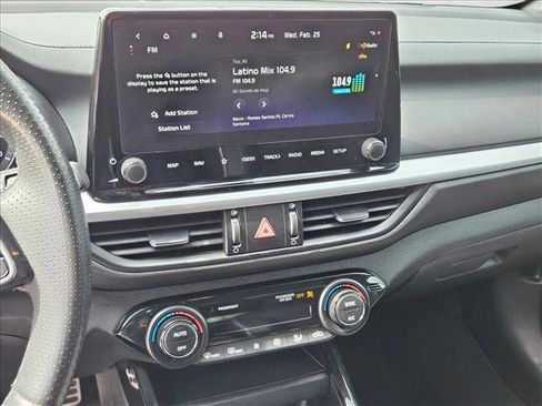 Used 2024 Kia Forte GT-Line image 13