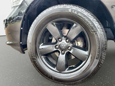 Used 2018 RAM 1500 Express w/ Black Ram 1500 Express Group AWD/4WD image 15