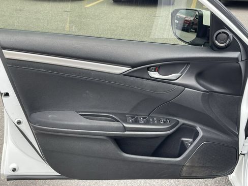 Used 2019 Honda Civic EX image 22