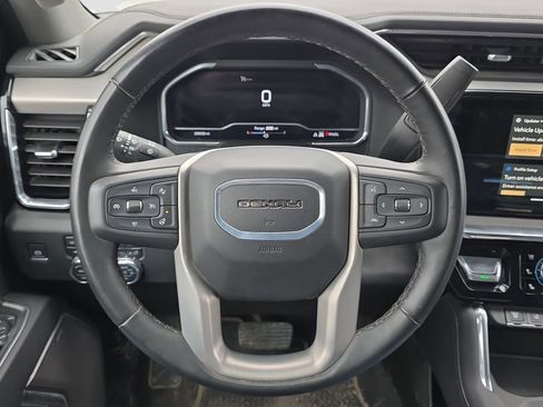 Used 2025 GMC Sierra 2500 Denali w/ Technology Package image 9