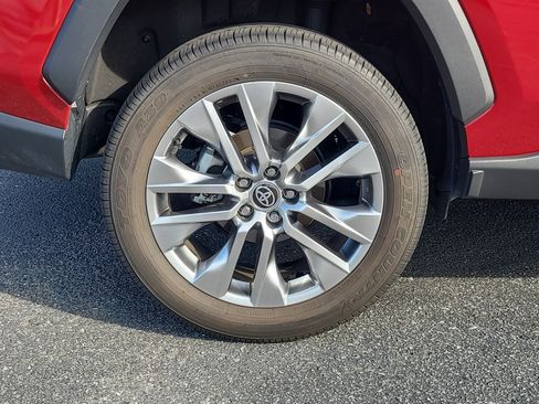 Certified 2023 Toyota RAV4 XLE Premium image 9