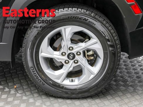 Used 2022 Hyundai Tucson SEL w/ Cargo Package image 8