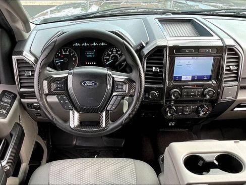 Used 2019 Ford F150 XLT AWD/4WD image 4