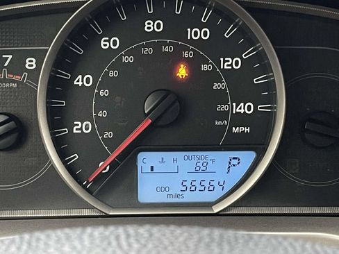 Used 2014 Toyota RAV4 LE FWD image 16